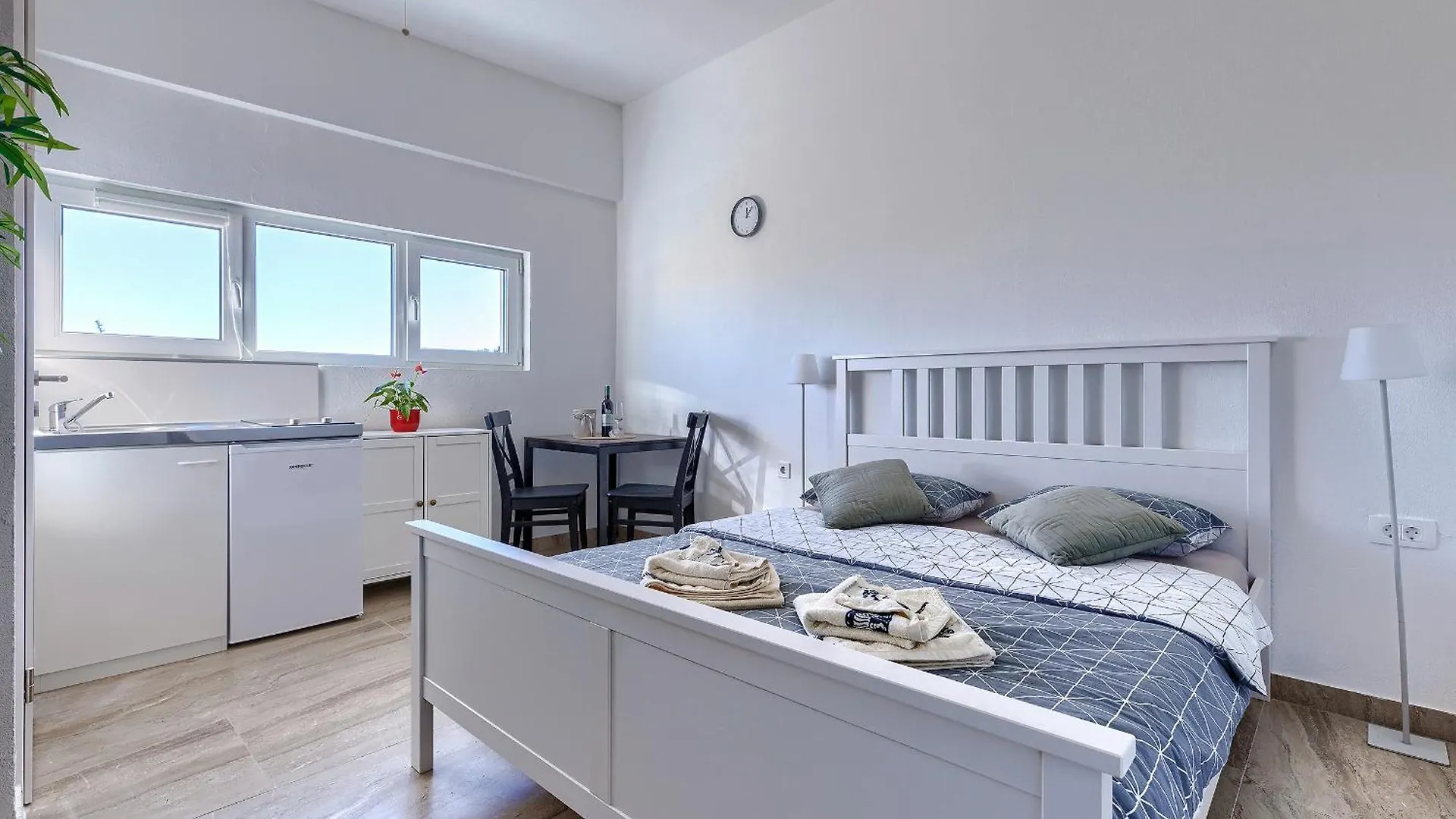 Monte Zaro Hostel Pula Croatia