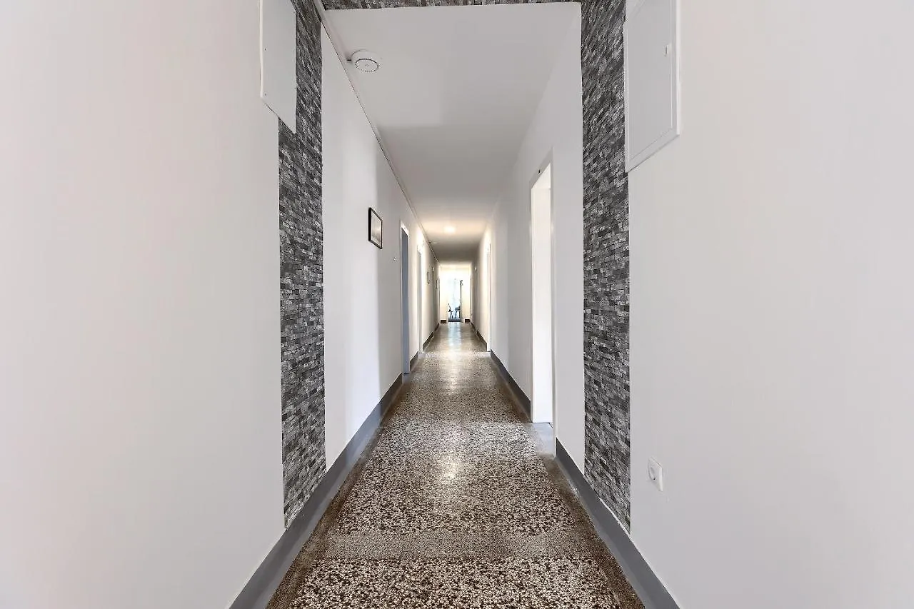 Monte Zaro Hostel Pula 0*,  Croatia