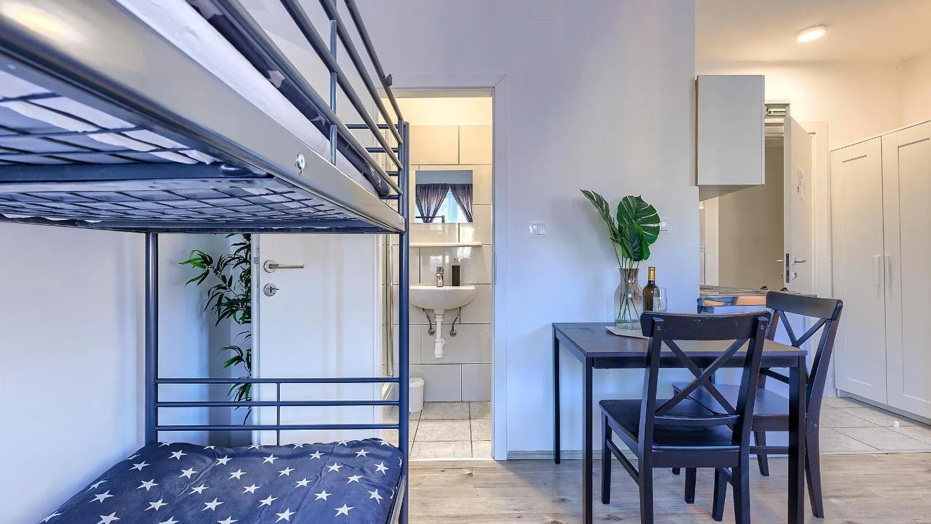 Monte Zaro Hostel Pula 0*,  Croatia