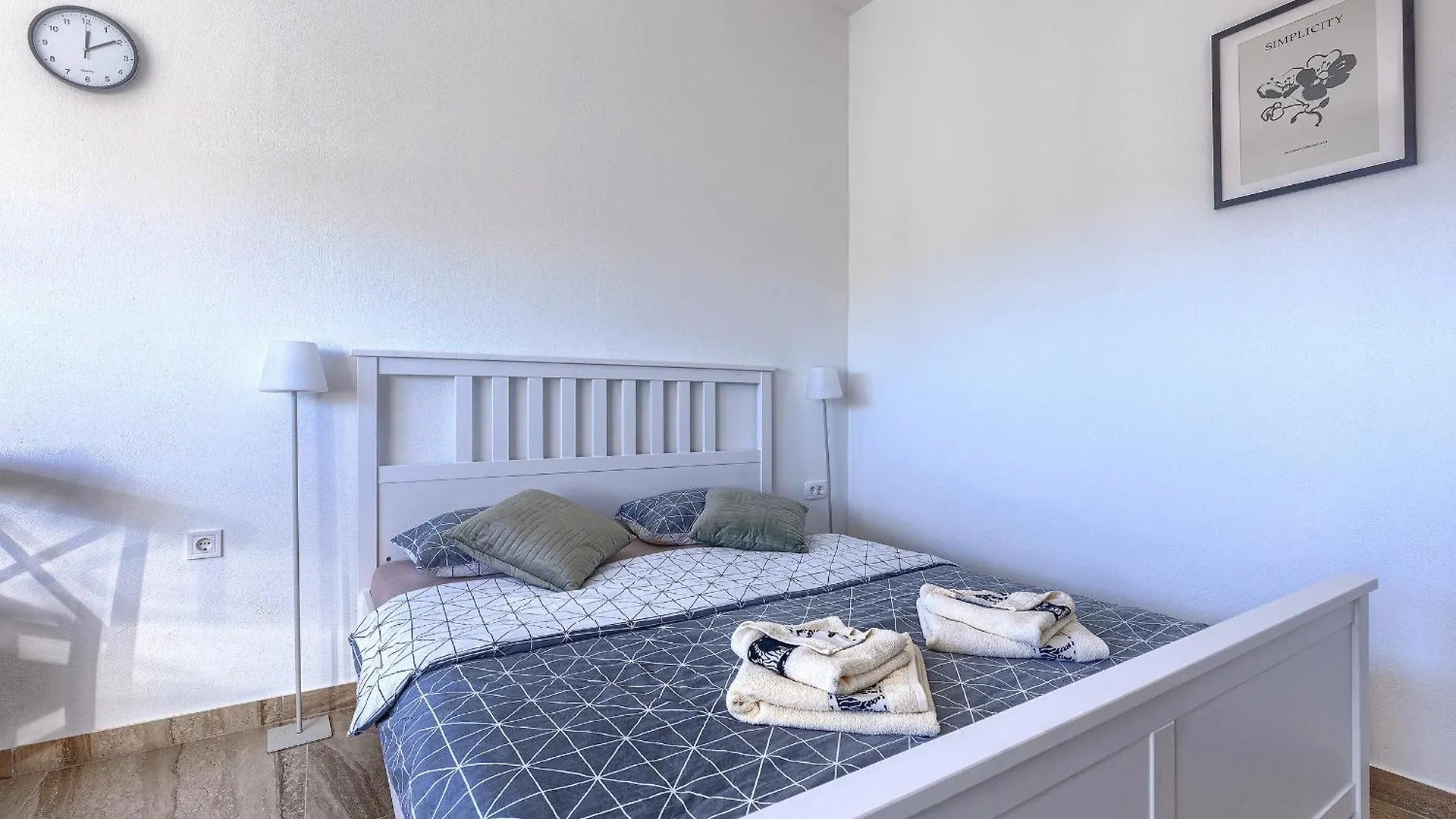 Monte Zaro Hostel Pula 0*,  Croatia